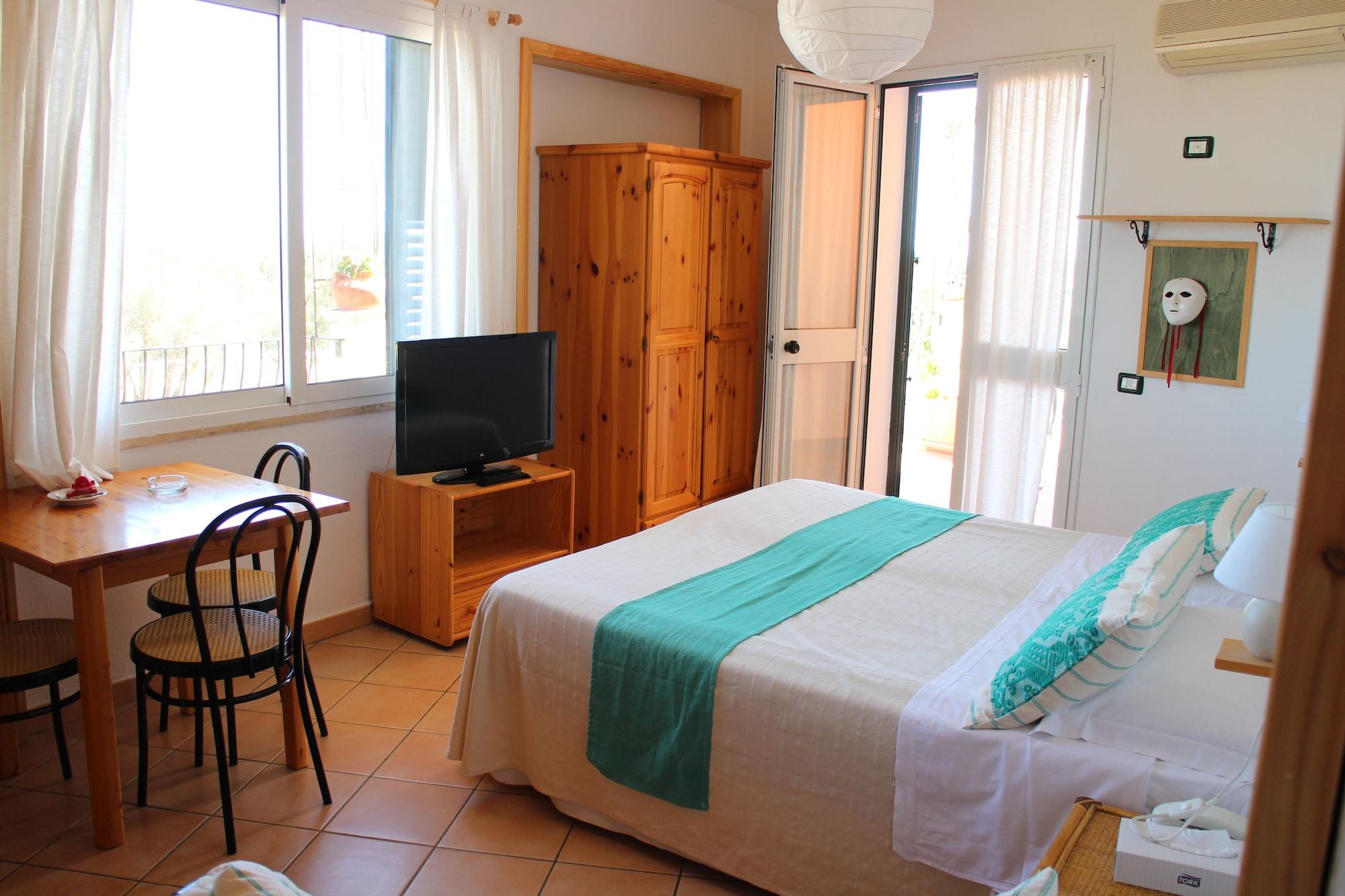 Domus De Janas Sul Mare Hotel Бари Сардо Екстериор снимка
