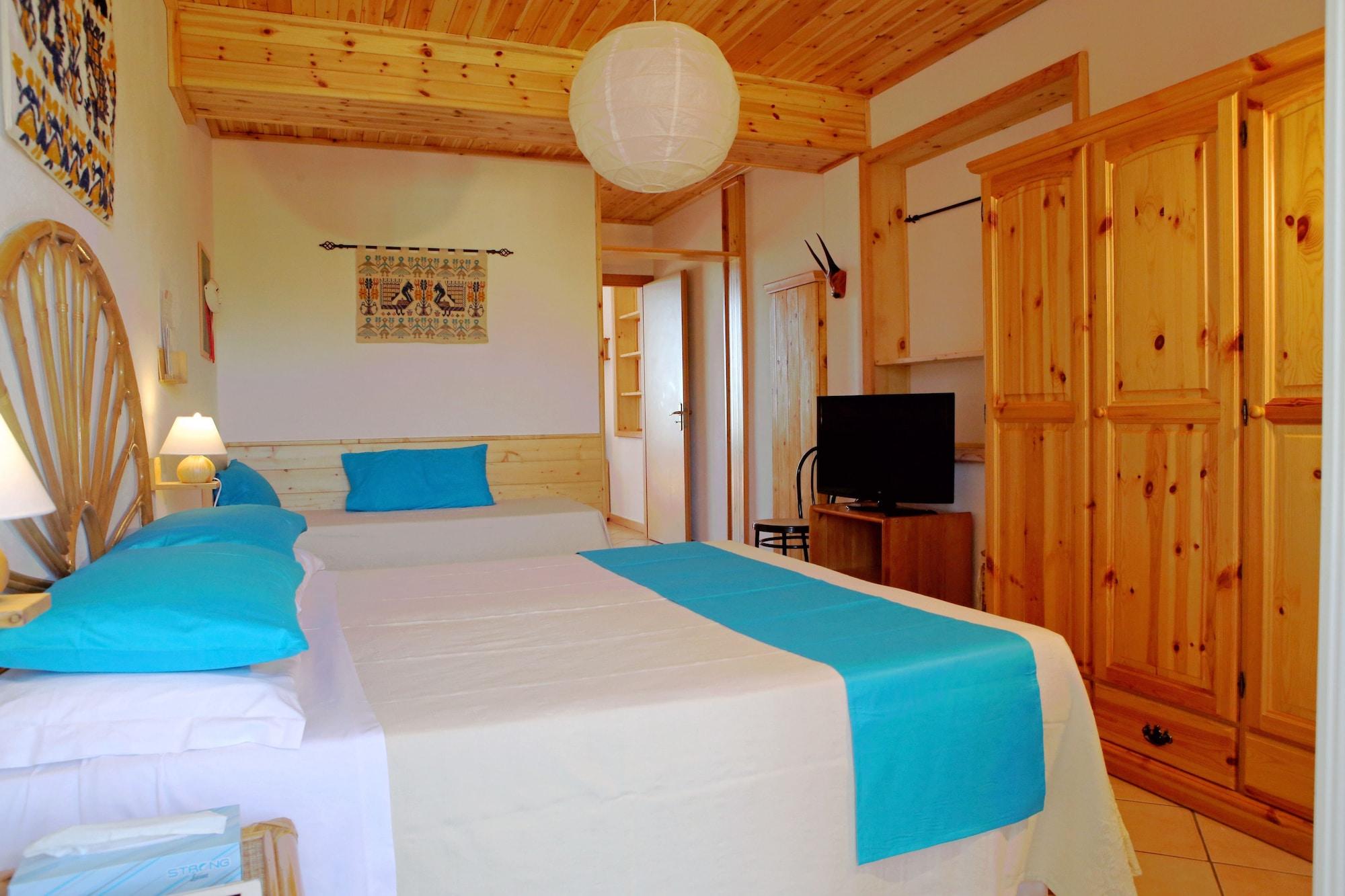Domus De Janas Sul Mare Hotel Бари Сардо Екстериор снимка