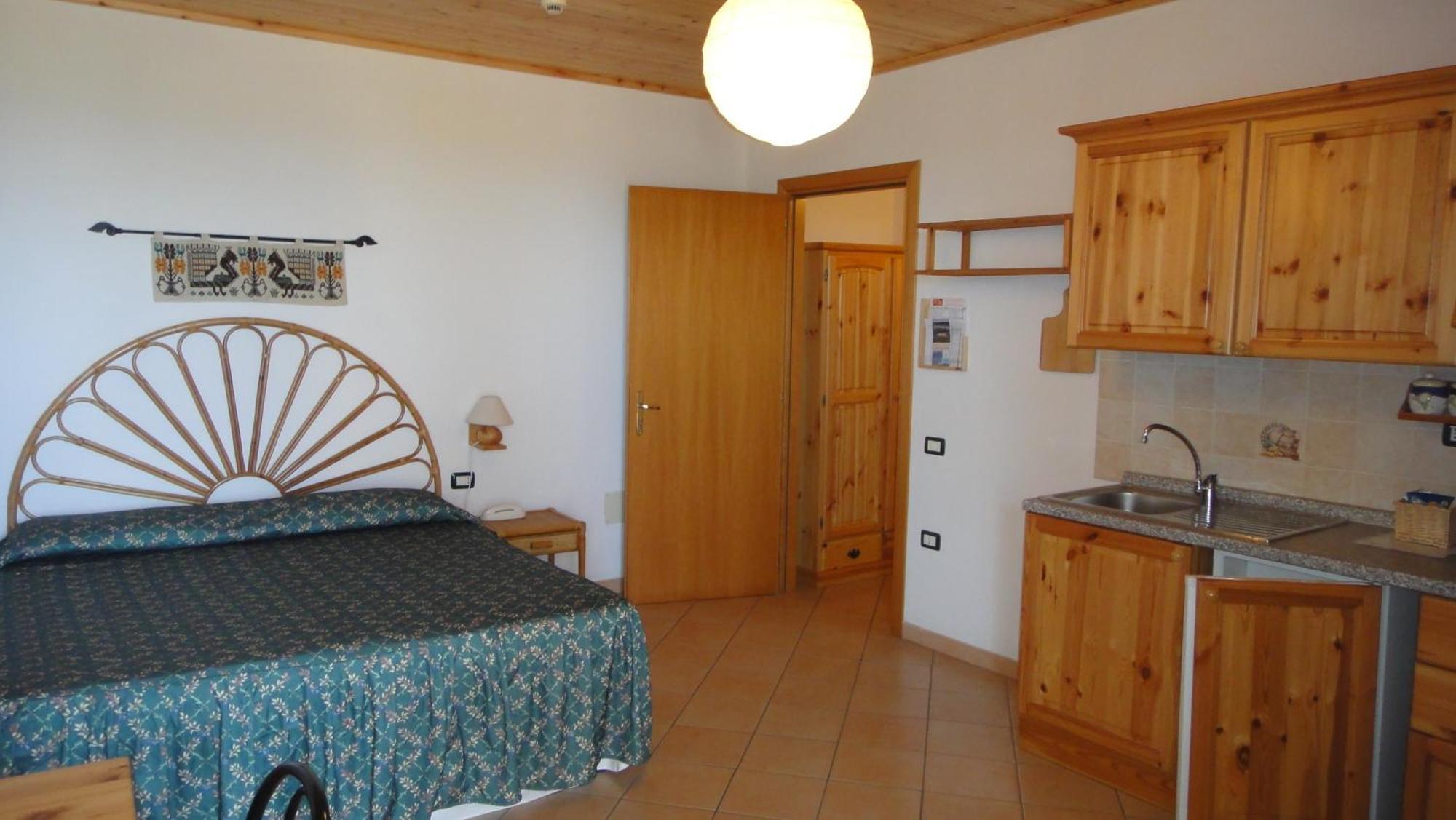 Domus De Janas Sul Mare Hotel Бари Сардо Екстериор снимка